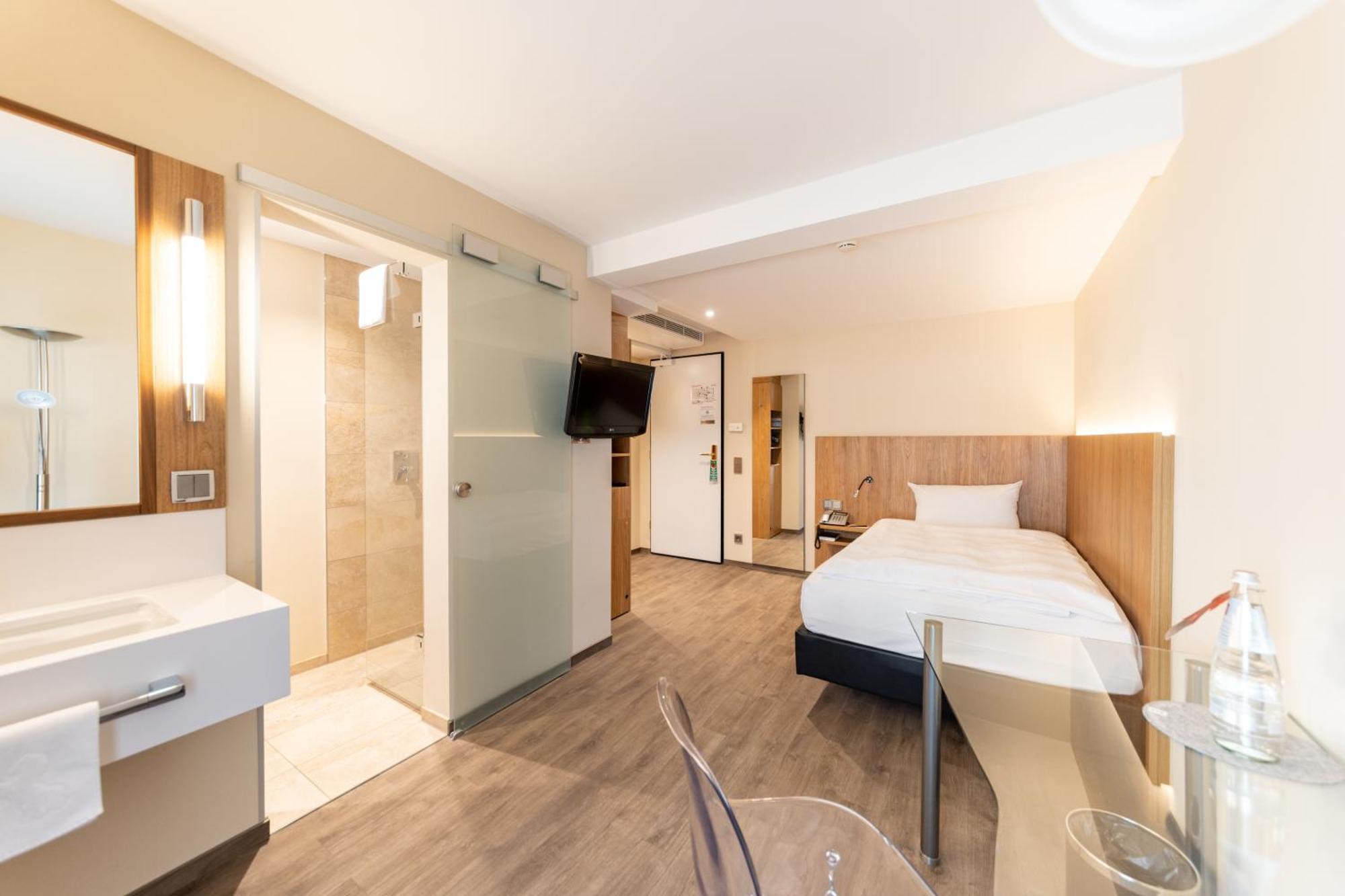 Economy Single Room