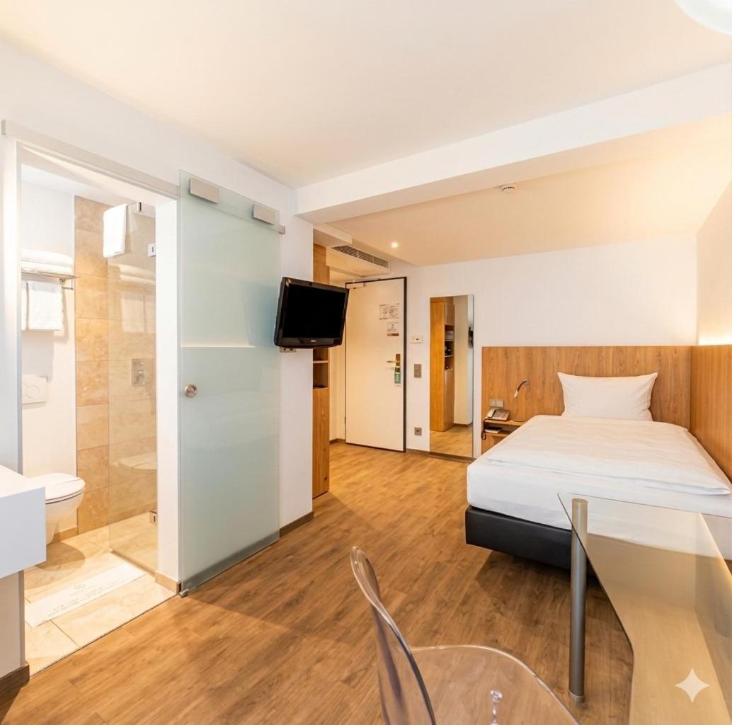 Economy Single Room